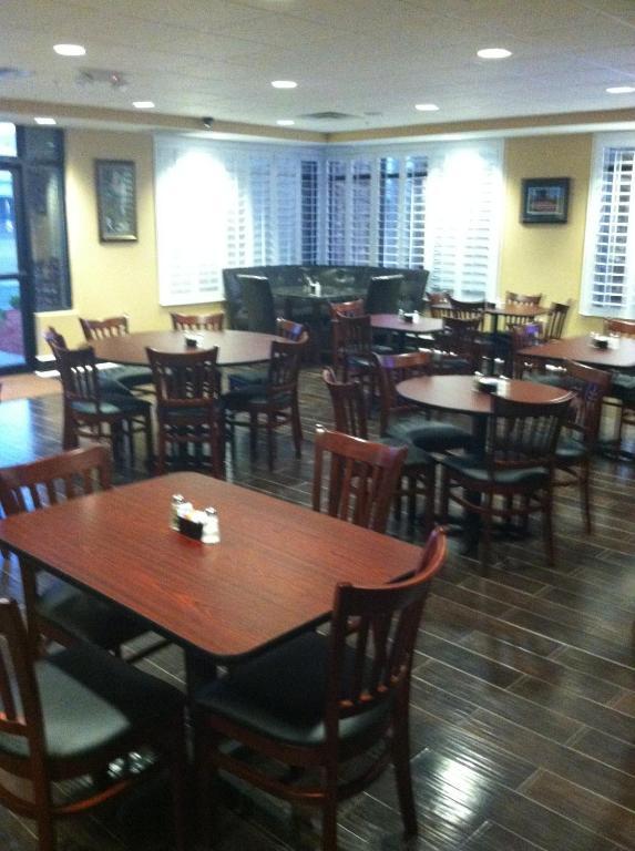 Marble Waters Hotel & Suites, Trademark By Wyndham (Adults Only) Jacksonville Buitenkant foto